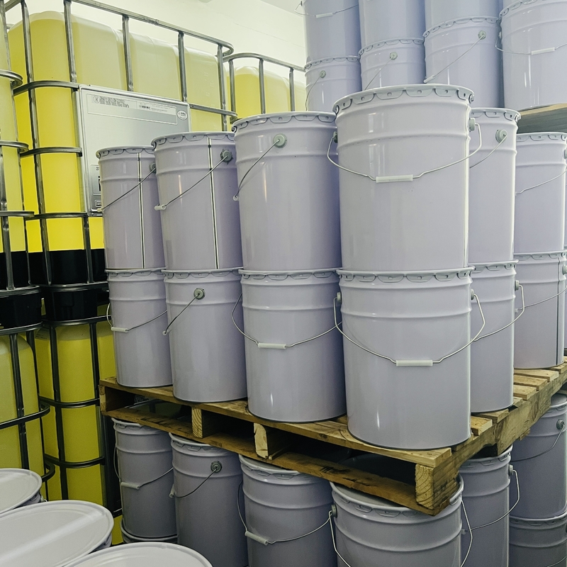ซิลิกา พลังงานการยับยั้งไฟ Epoxy สีธาตุที่มีความสามารถในการนําความร้อนของ 0.8-0.9W / mc