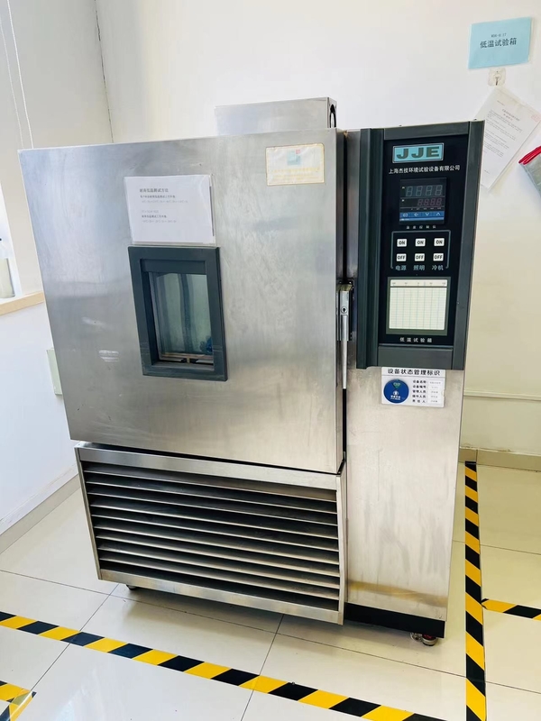 ทรานฟอร์เมอร์ความต้านทานแรงกระแทกที่ดี วัสดุแท้ 220V-380V ความแข็งแรงแบบดียิเลคทริก 20-30kV / mm