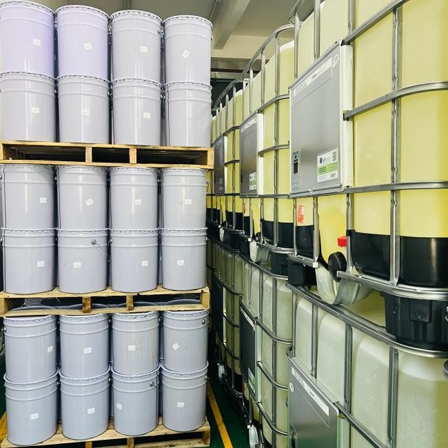 ยืดหยุ่นการโยน ธ อร์ Epoxy สําหรับ Transformer Coil Encapsulation ปรับตัวให้กับสภาพที่แตกต่างกัน